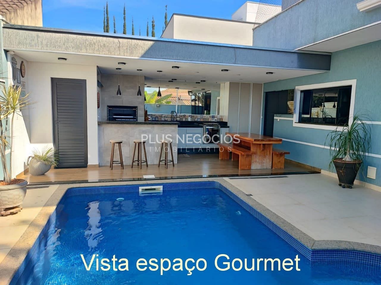 Casa, 3 quartos, 298 m² - Foto 2
