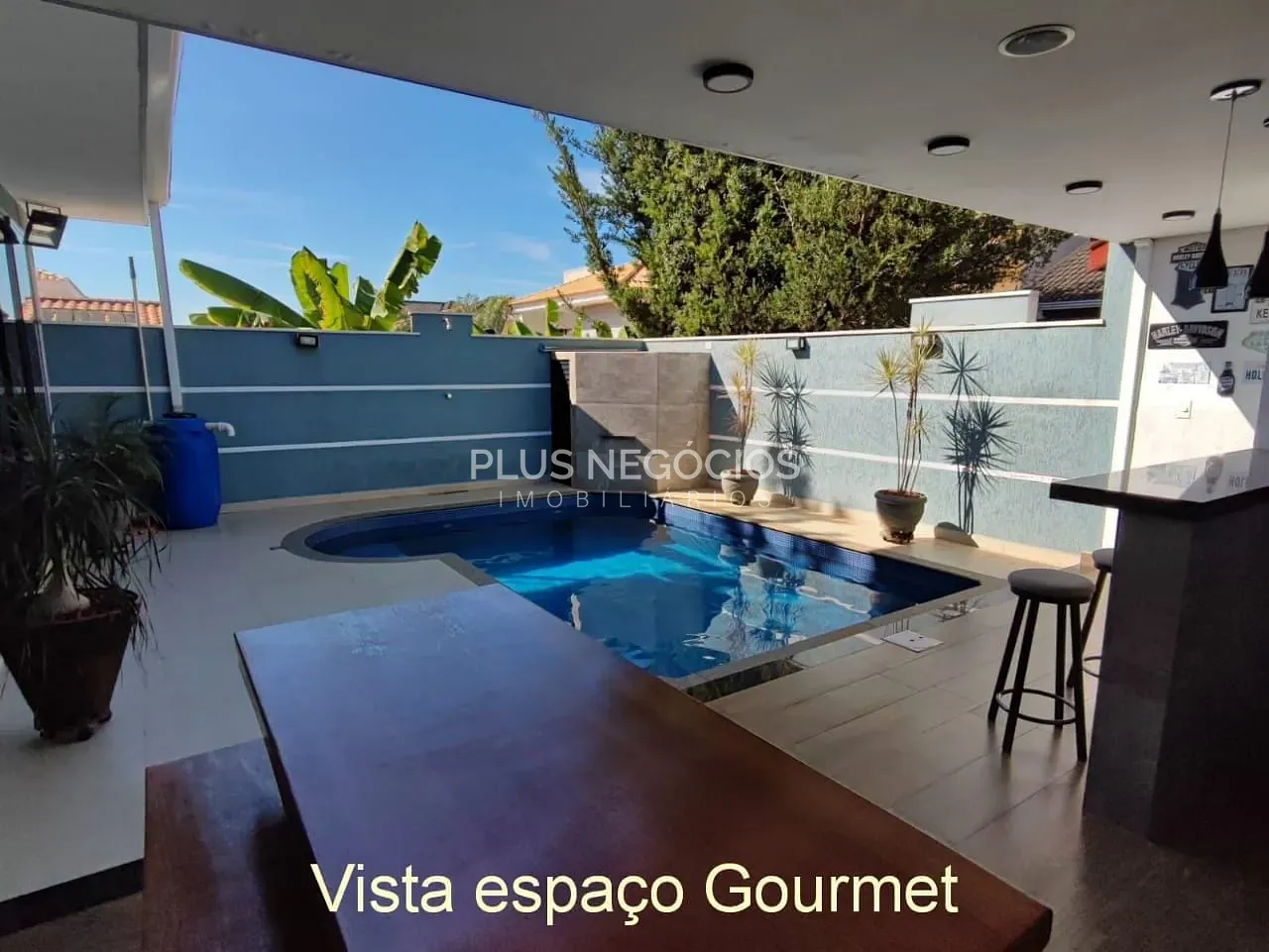 Casa, 3 quartos, 298 m² - Foto 1