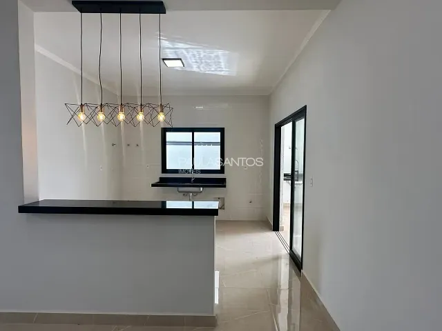 Casa com 200m² 3 quartos e 4 banheiros, à venda, no bairro Wanel Ville em Sorocaba