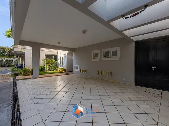 Casa com 245m² 4 quartos e 5 banheiros, à venda, no bairro Alto Da Boa Vista em São Paulo