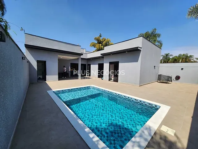 Casa com 360m² 3 quartos e 4 banheiros, à venda, no bairro Horto Florestal em Sorocaba