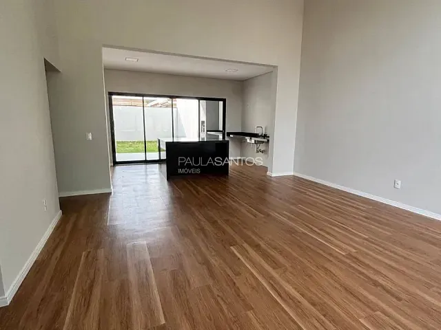 Casa com 300m² 3 quartos e 4 banheiros, à venda, no bairro Granja Olga II em Sorocaba
