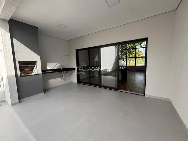 Casa com 300m² 3 quartos e 4 banheiros, à venda, no bairro Granja Olga II em Sorocaba