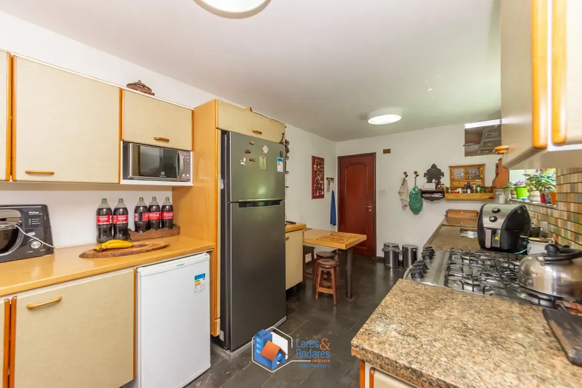 Casa, 4 quartos, 248 m² - Foto 37