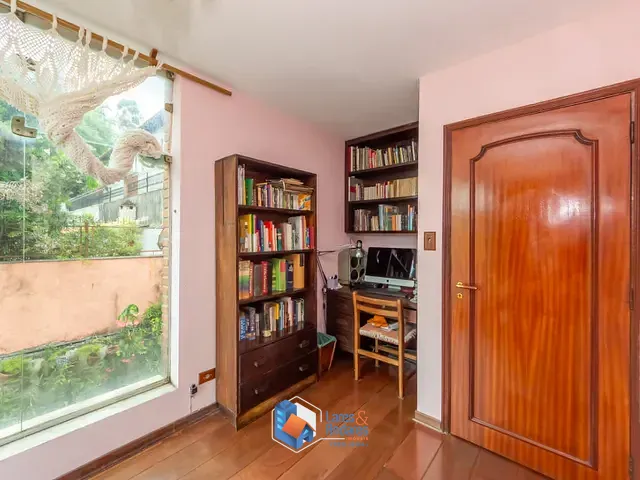 Casa com 424m² 4 quartos e 2 banheiros, à venda, no bairro City América em São Paulo