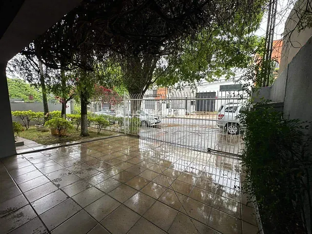 Casa com 364m² 3 quartos e 3 banheiros, à venda ou para alugar, no bairro Parque Campolim em Sorocaba