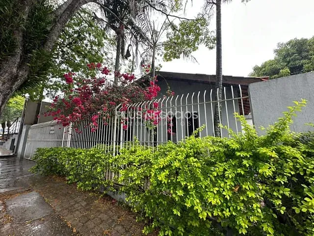 Casa com 364m² 3 quartos e 3 banheiros, à venda ou para alugar, no bairro Parque Campolim em Sorocaba