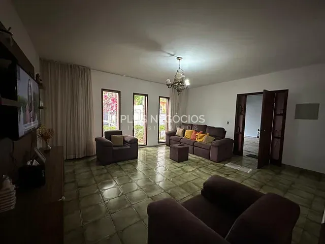 Casa com 364m² 3 quartos e 3 banheiros, à venda ou para alugar, no bairro Parque Campolim em Sorocaba