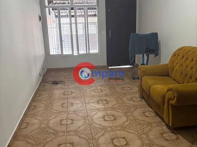 Casa com 192m² 2 quartos e 1 banheiro, para alugar, no bairro Jardim Flor da Montanha em Guarulhos