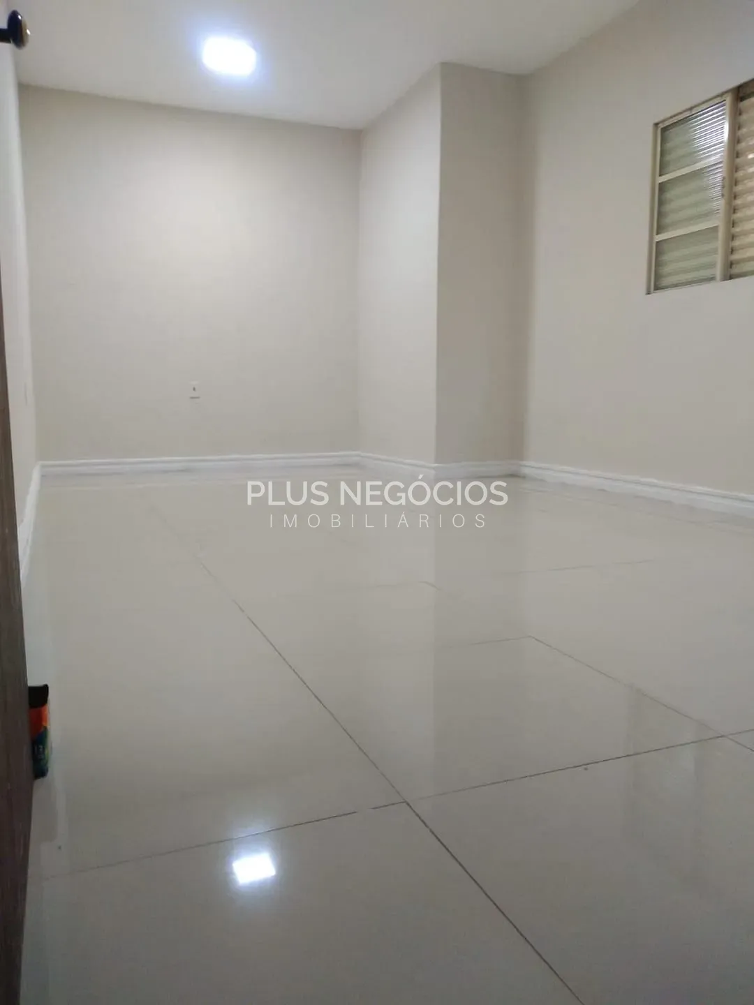 Casa, 3 quartos, 200 m² - Foto 2