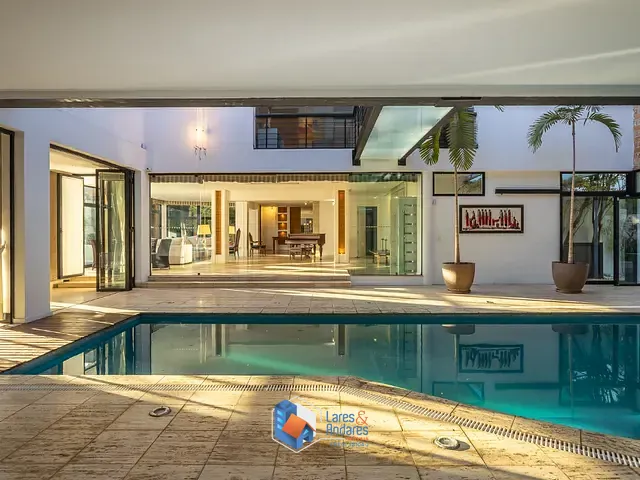 Casa com 1138m² 4 quartos e 8 banheiros, à venda, no bairro Boaçava em São Paulo