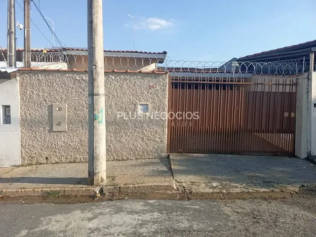 Casa com 200m² 3 quartos e 2 banheiros, à venda, no bairro Central Parque Sorocaba em Sorocaba