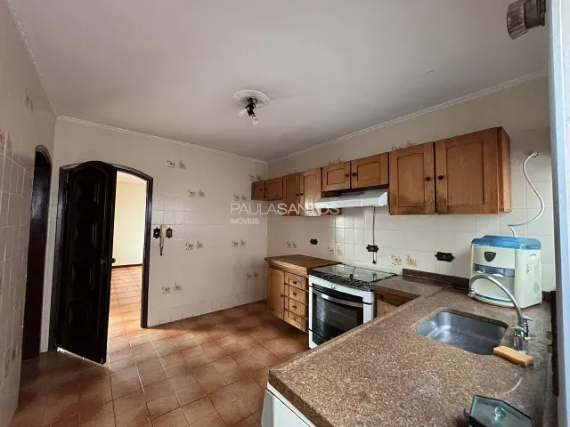 Casa 3 quartos e 2 banheiros, para alugar, no bairro Jardim Emília em Sorocaba