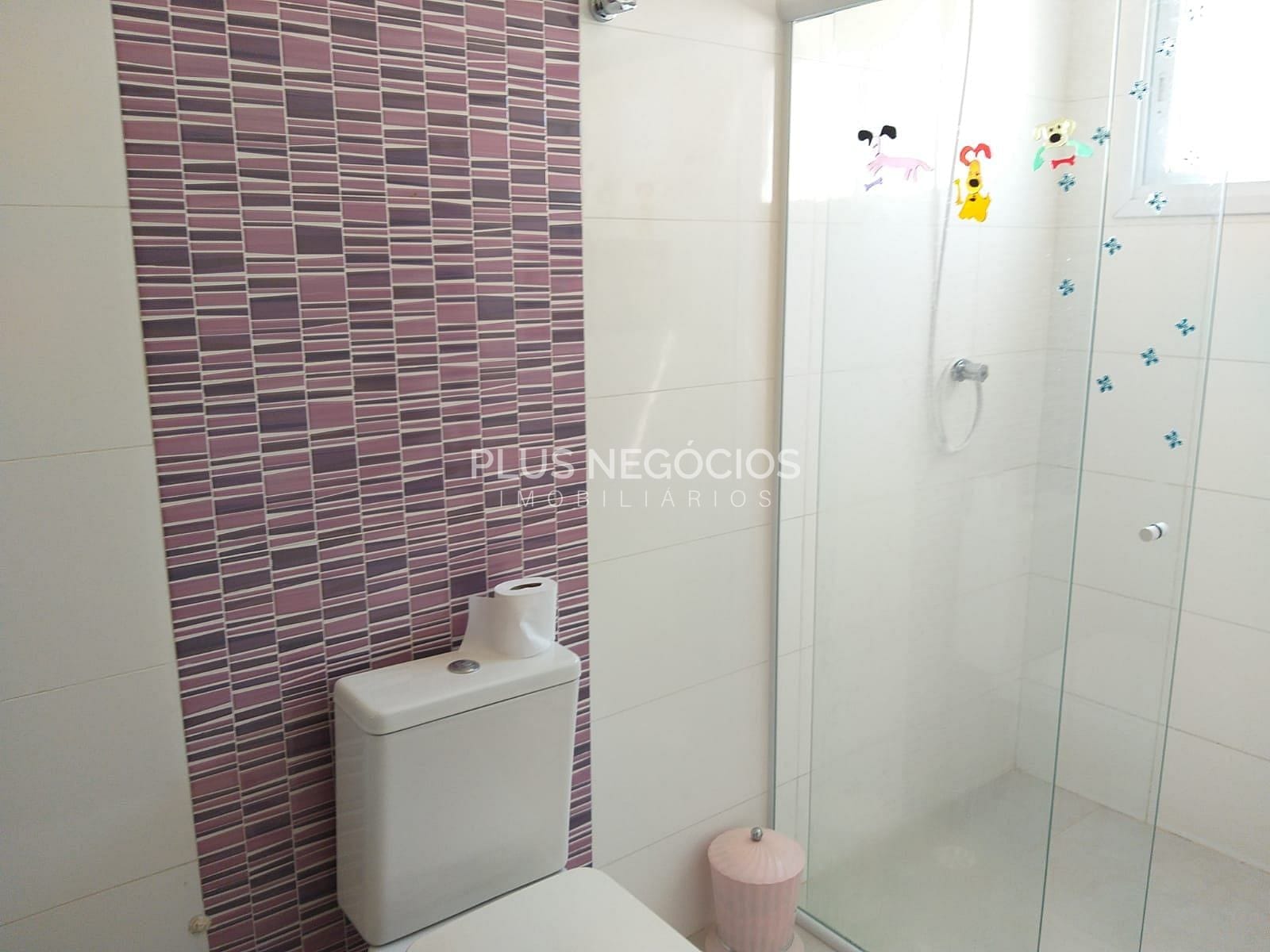 Casa, 3 quartos, 265 m² - Foto 24