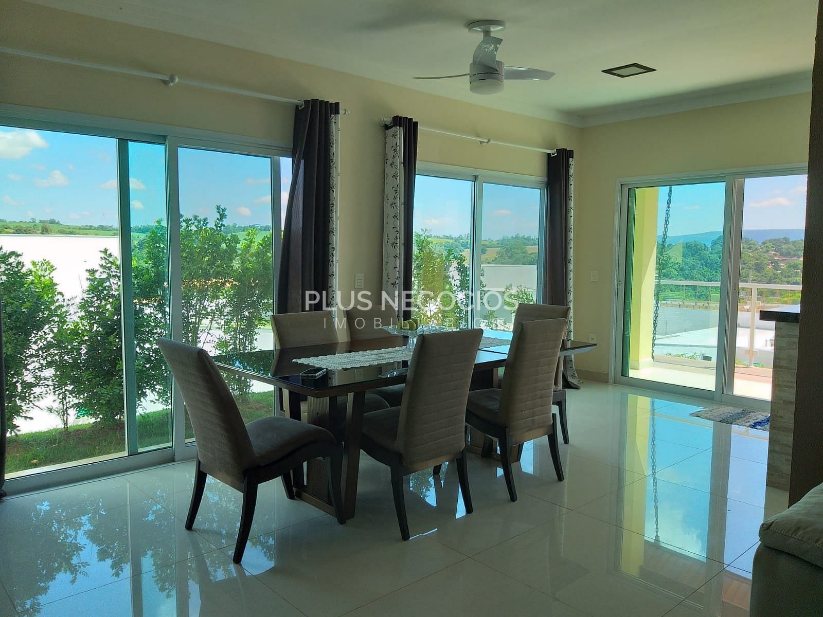 Casa, 3 quartos, 265 m² - Foto 34