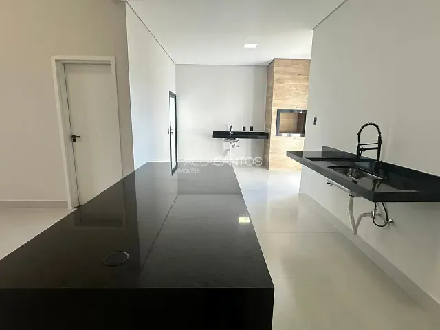 Casa com 200m² 3 quartos e 3 banheiros, à venda, no bairro Jardim Novo Horizonte em Sorocaba