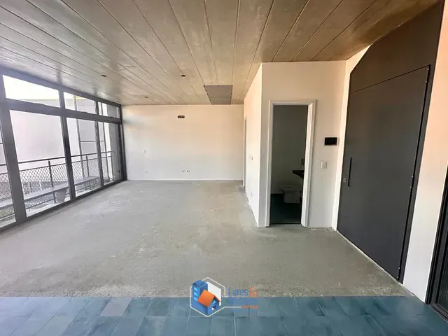 Casa com 400m² 2 quartos e 3 banheiros, à venda, no bairro Vila Ipojuca em São Paulo