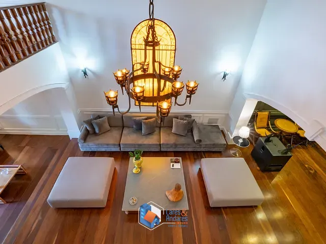 Casa com 520m² 3 quartos e 5 banheiros, à venda, no bairro Jardim Leonor em São Paulo