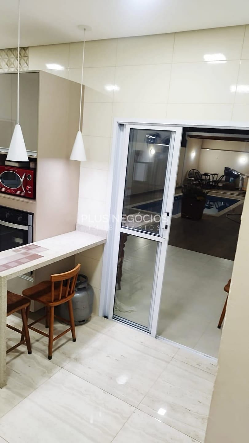 Casa, 3 quartos, 173 m² - Foto 13