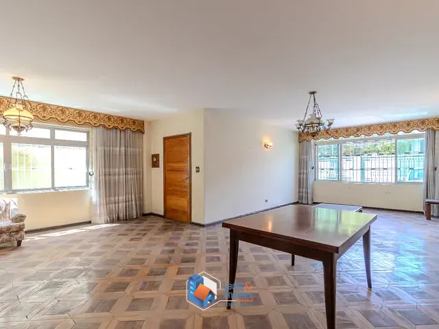 Casa com 500m² 3 quartos e 3 banheiros, à venda, no bairro Brooklin Paulista em São Paulo