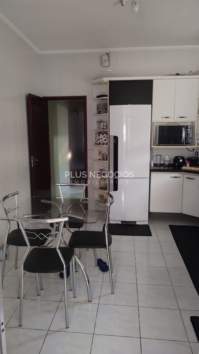 Casa, 3 quartos, 130 m² - Foto 11