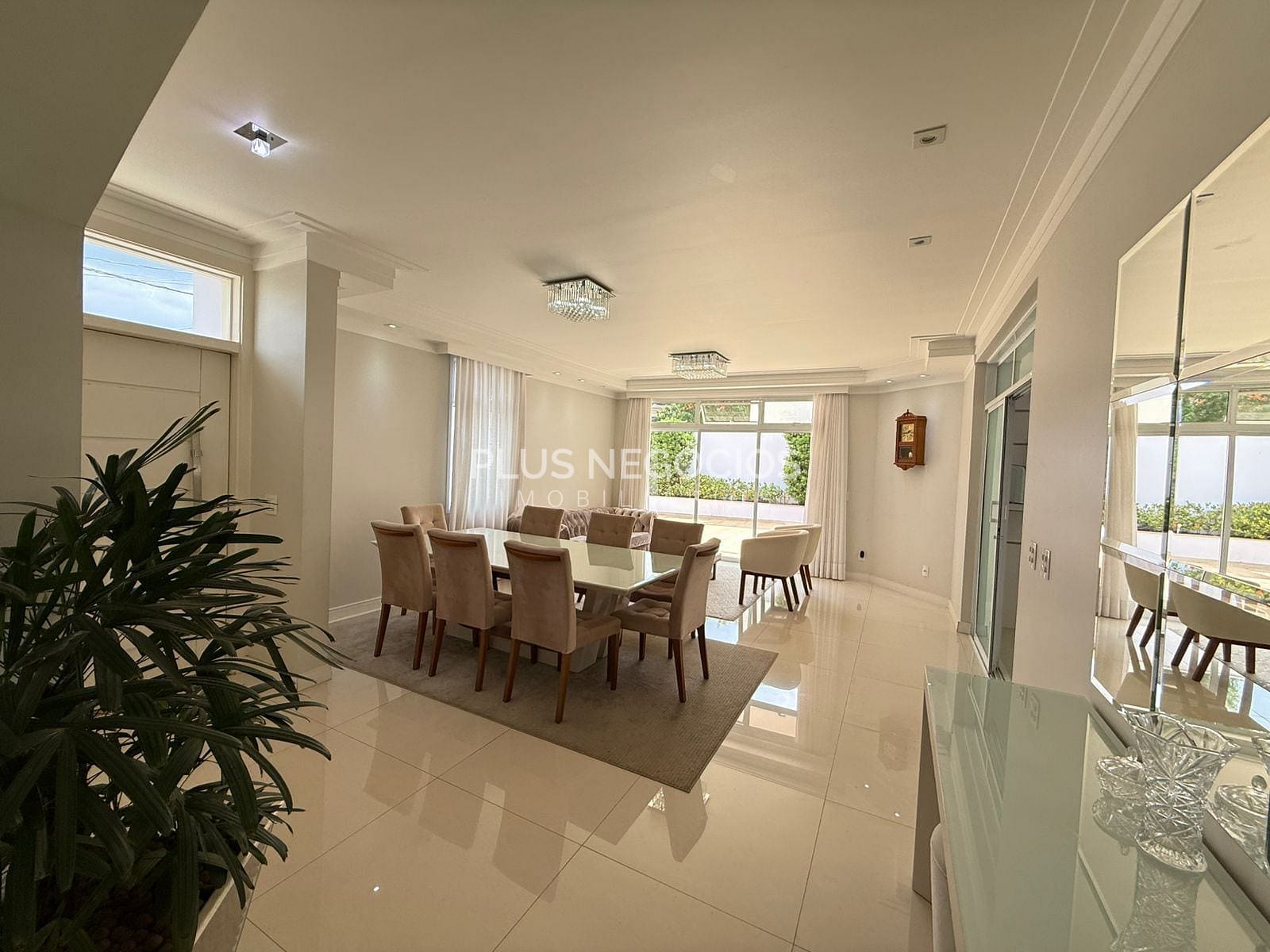 Casa, 4 quartos, 290 m² - Foto 11