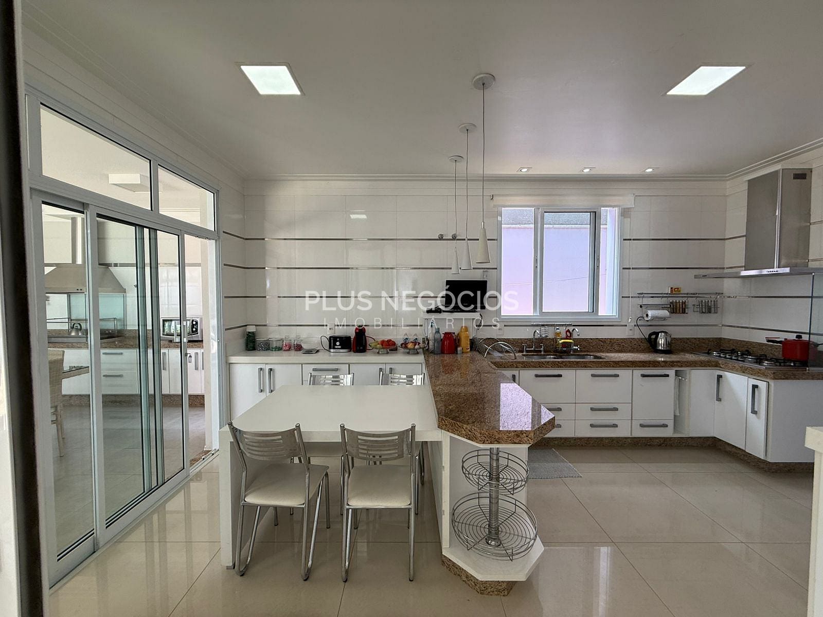 Casa, 4 quartos, 290 m² - Foto 16