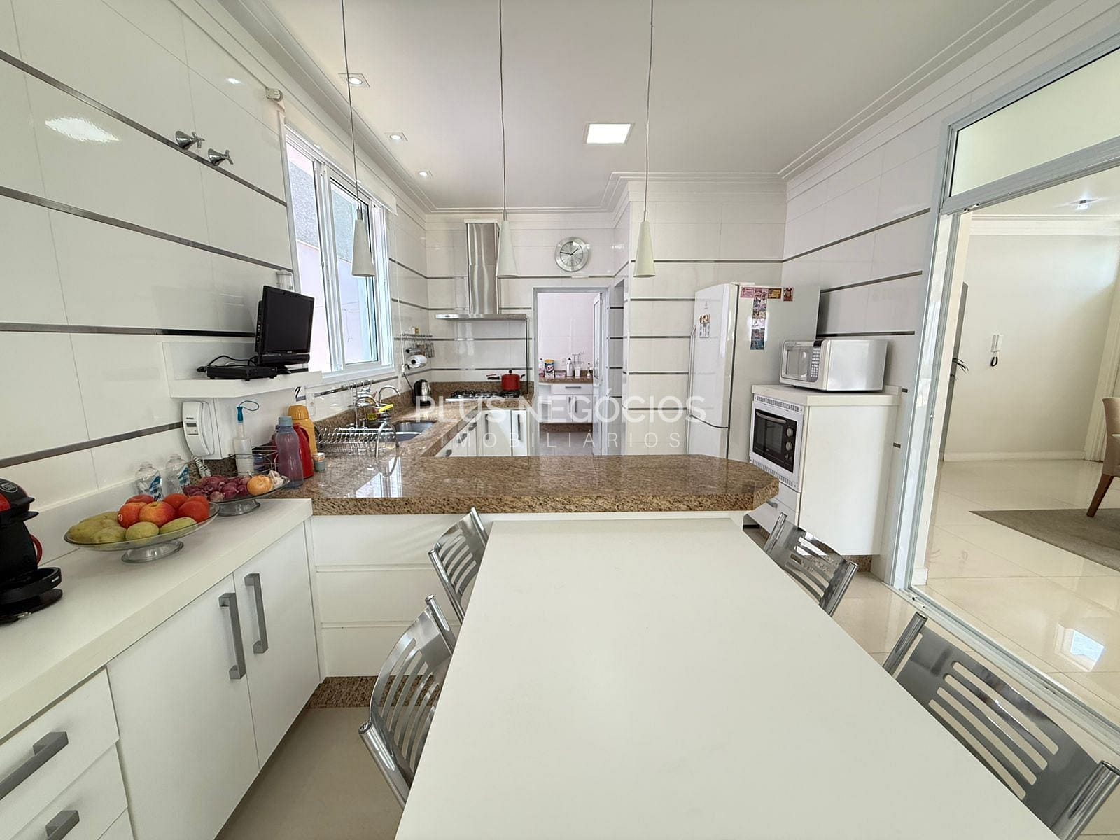 Casa, 4 quartos, 290 m² - Foto 18