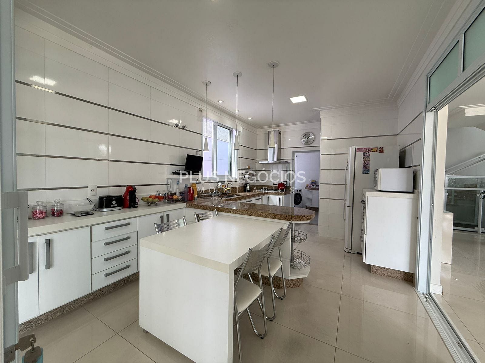 Casa, 4 quartos, 290 m² - Foto 20