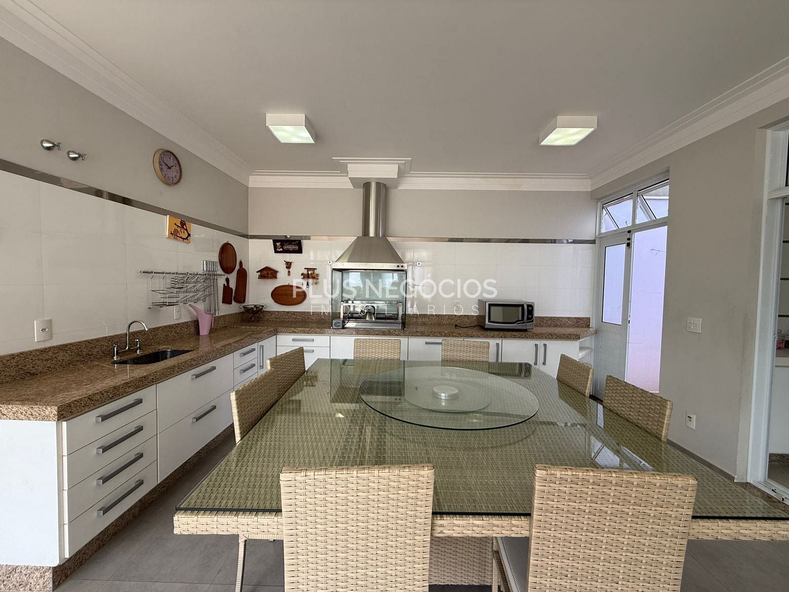 Casa, 4 quartos, 290 m² - Foto 26