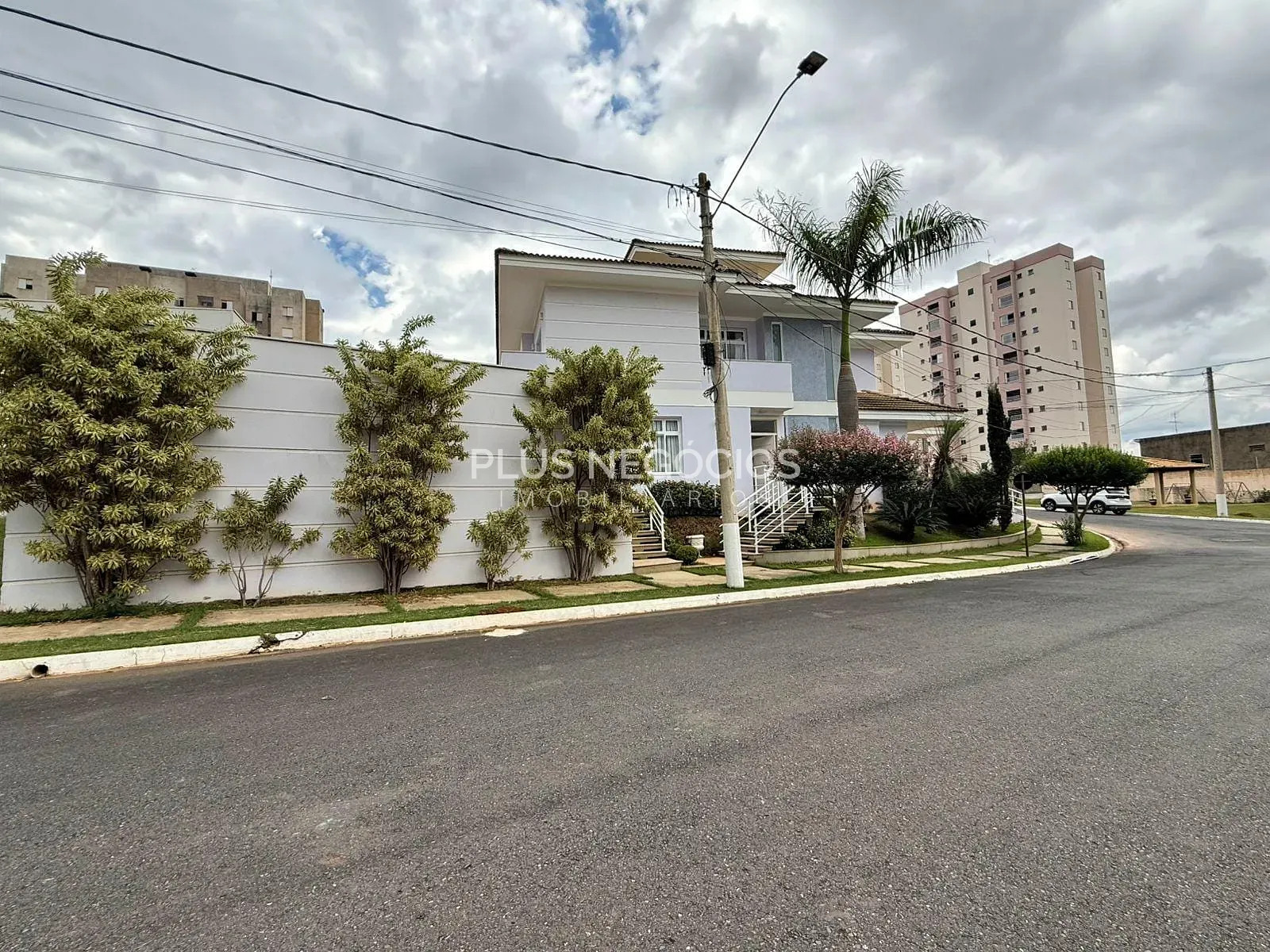Casa, 4 quartos, 290 m² - Foto 8