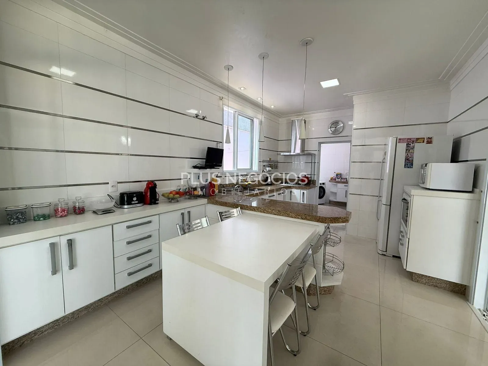 Casa, 4 quartos, 290 m² - Foto 17