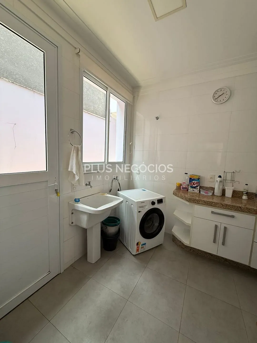 Casa, 4 quartos, 290 m² - Foto 21