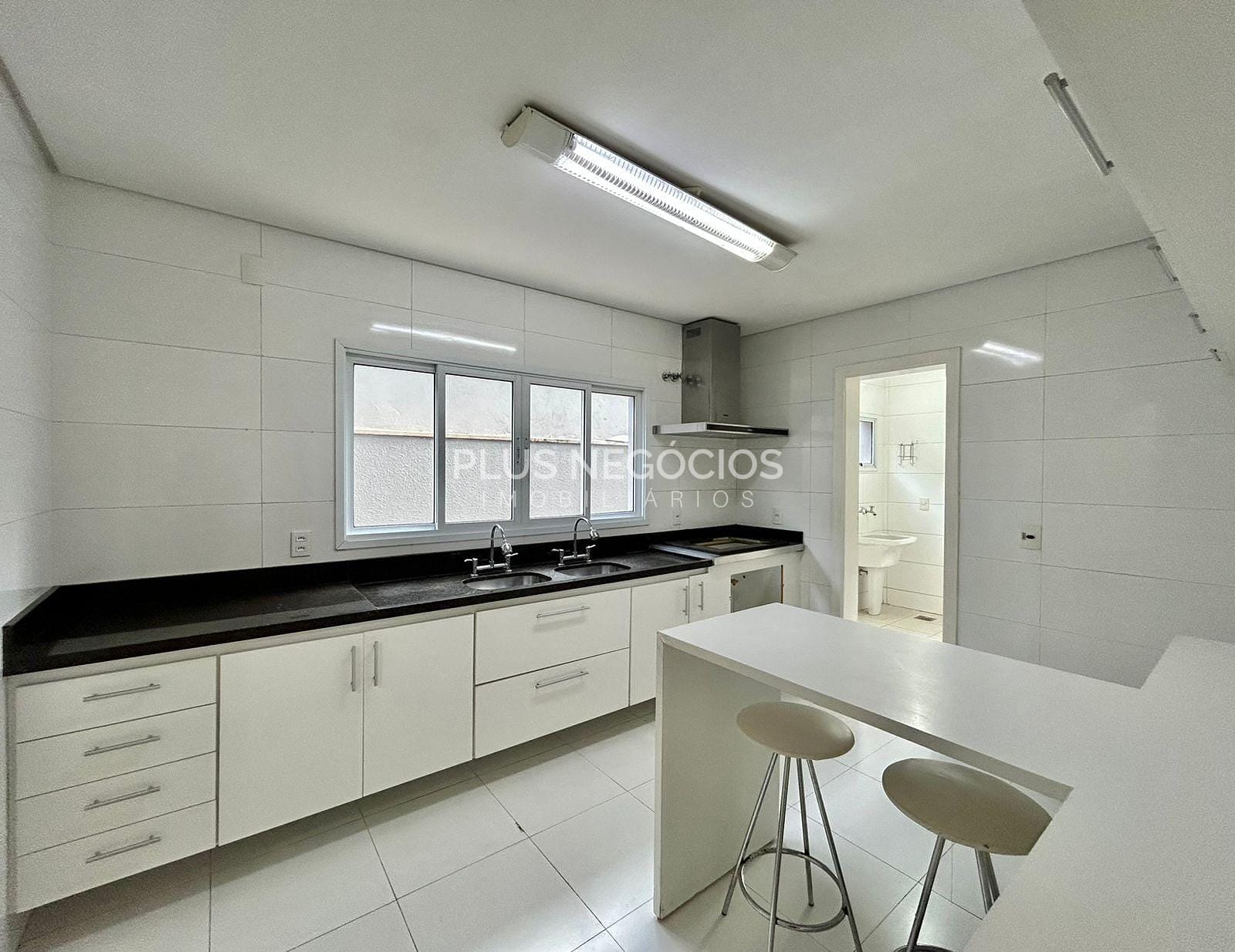 Casa, 3 quartos, 280 m² - Foto 13