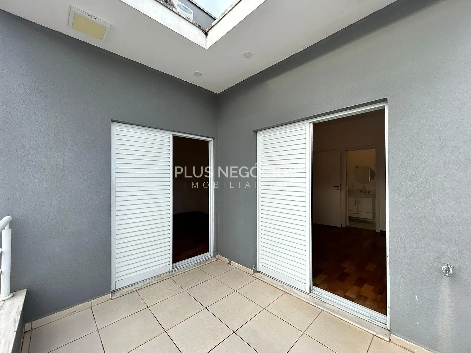 Casa, 3 quartos, 280 m² - Foto 8