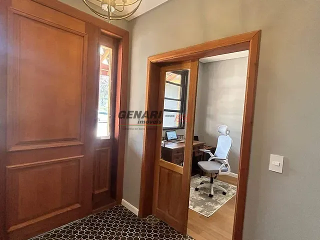 Casa com 560m² 4 quartos e 5 banheiros, à venda, no bairro Vila Homero em Indaiatuba