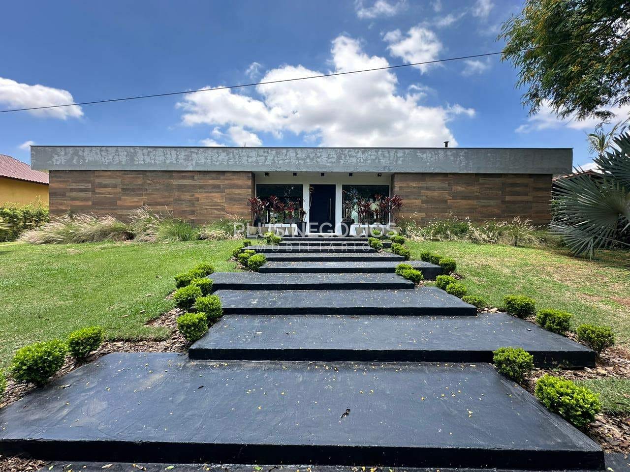 Casa, 3 quartos, 514 m² - Foto 1