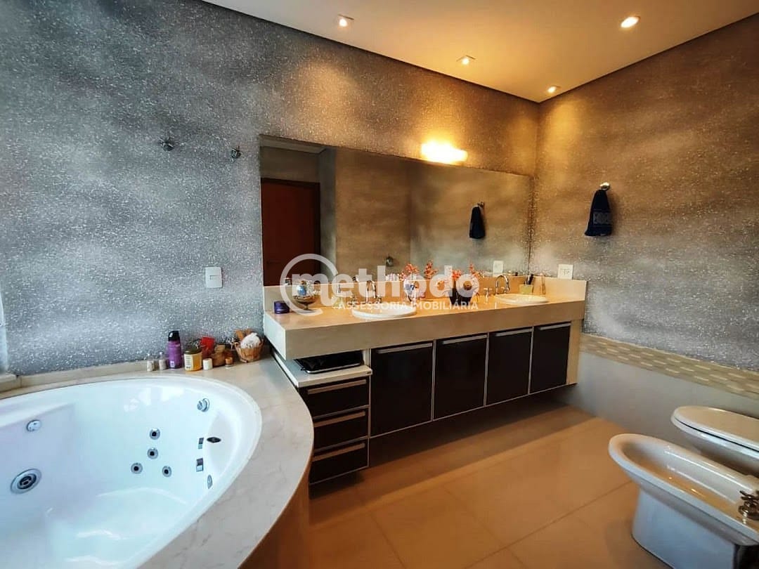 Casa, 4 quartos, 700 m² - Foto 21