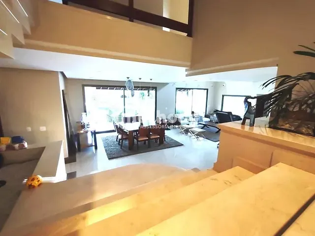 Casa com 2000m² 4 quartos e 5 banheiros, à venda, no bairro Parque Nova Suica em Valinhos