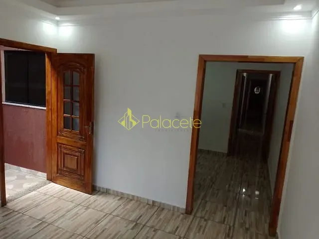 Casa com 145m² 3 quartos e 2 banheiros, à venda, no bairro Morada do Vale em Taubaté