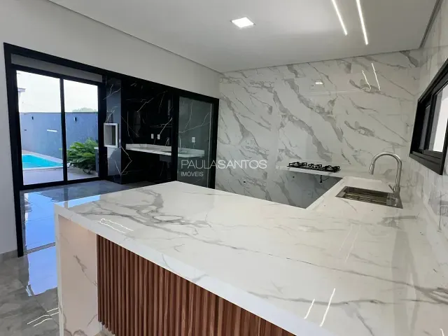 Casa com 200m² 3 quartos e 2 banheiros, à venda, no bairro Jardim Novo Horizonte em Sorocaba
