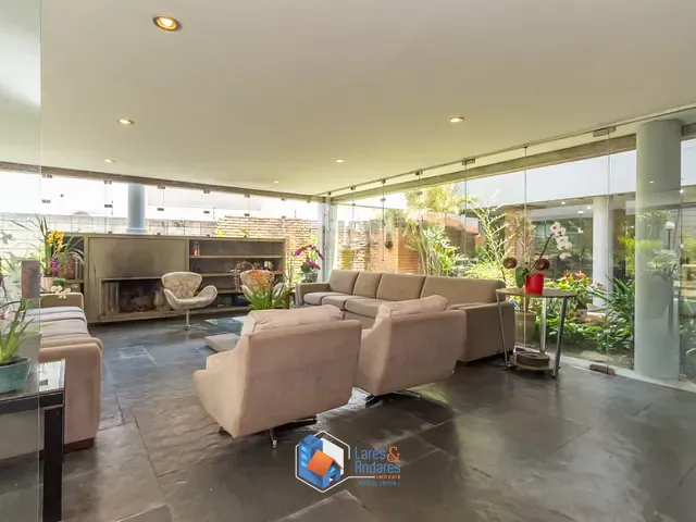 Casa com 519m² 3 quartos e 3 banheiros, à venda, no bairro Alto de Pinheiros em São Paulo