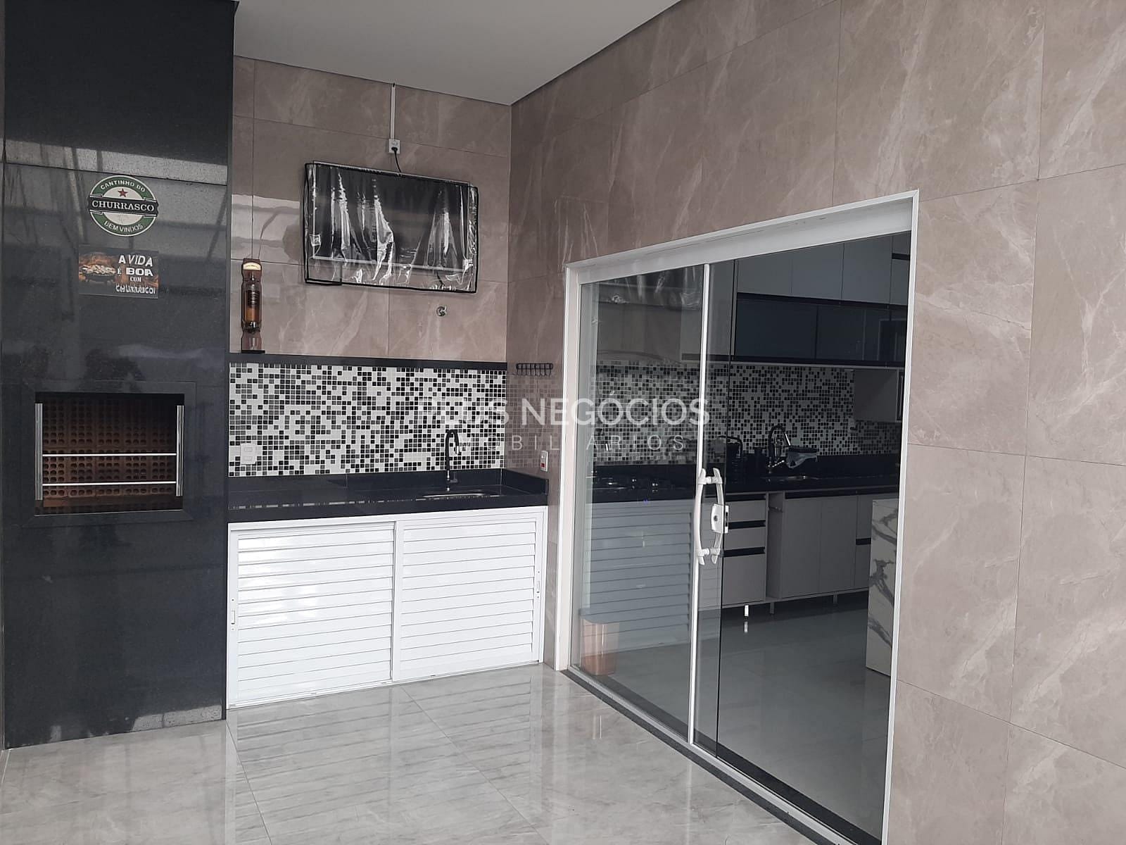 Casa, 3 quartos, 132 m² - Foto 2