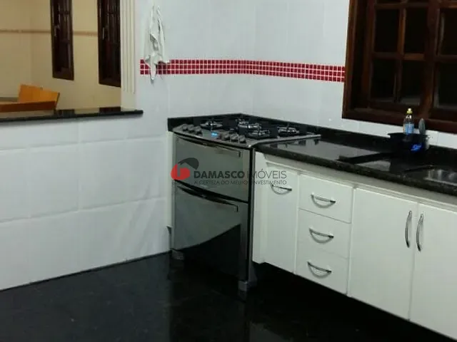 Casa com 426m² 4 quartos e 2 banheiros, à venda, no bairro Vila Camilópolis em Santo André