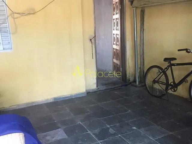 Casa com 132m² 2 quartos e 1 banheiro, à venda, no bairro Mantiqueira em Pindamonhangaba