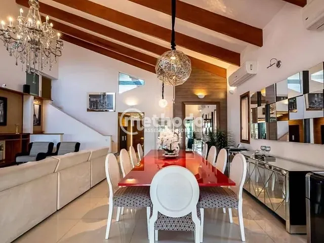Casa com 1246m² 4 quartos e 6 banheiros, à venda, no bairro Pinheiro em Valinhos