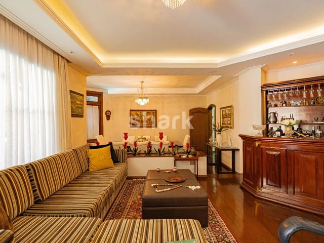 Casa com 840m² 5 quartos e 8 banheiros, à venda, no bairro Alphaville Residencial Dois em Barueri