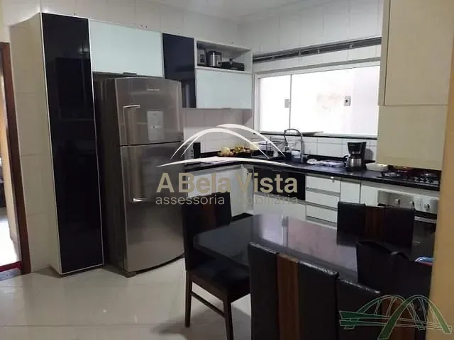 Casa com 125m² 5 quartos e 3 banheiros, à venda, no bairro BUSSOCABA em Osasco