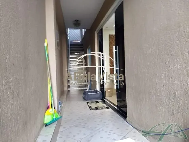 Casa com 125m² 5 quartos e 3 banheiros, à venda, no bairro BUSSOCABA em Osasco