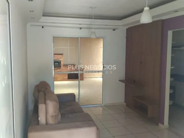 Casa com 68m² 3 quartos e 1 banheiro, à venda, no bairro Wanel Ville em Sorocaba